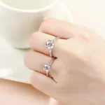 GRAND  SOLITARE MOSSANITE RING