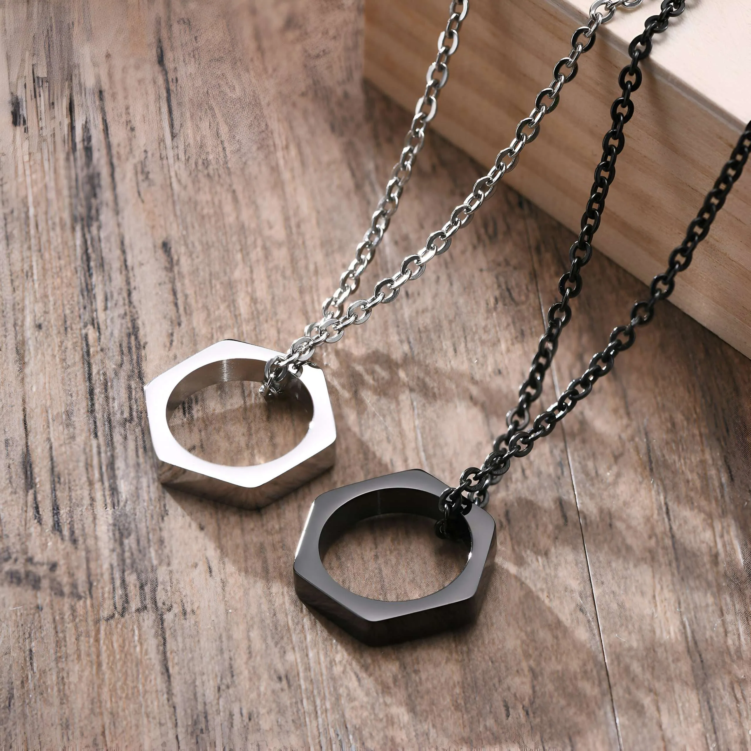 HEXA ELEGANCE PENDANT