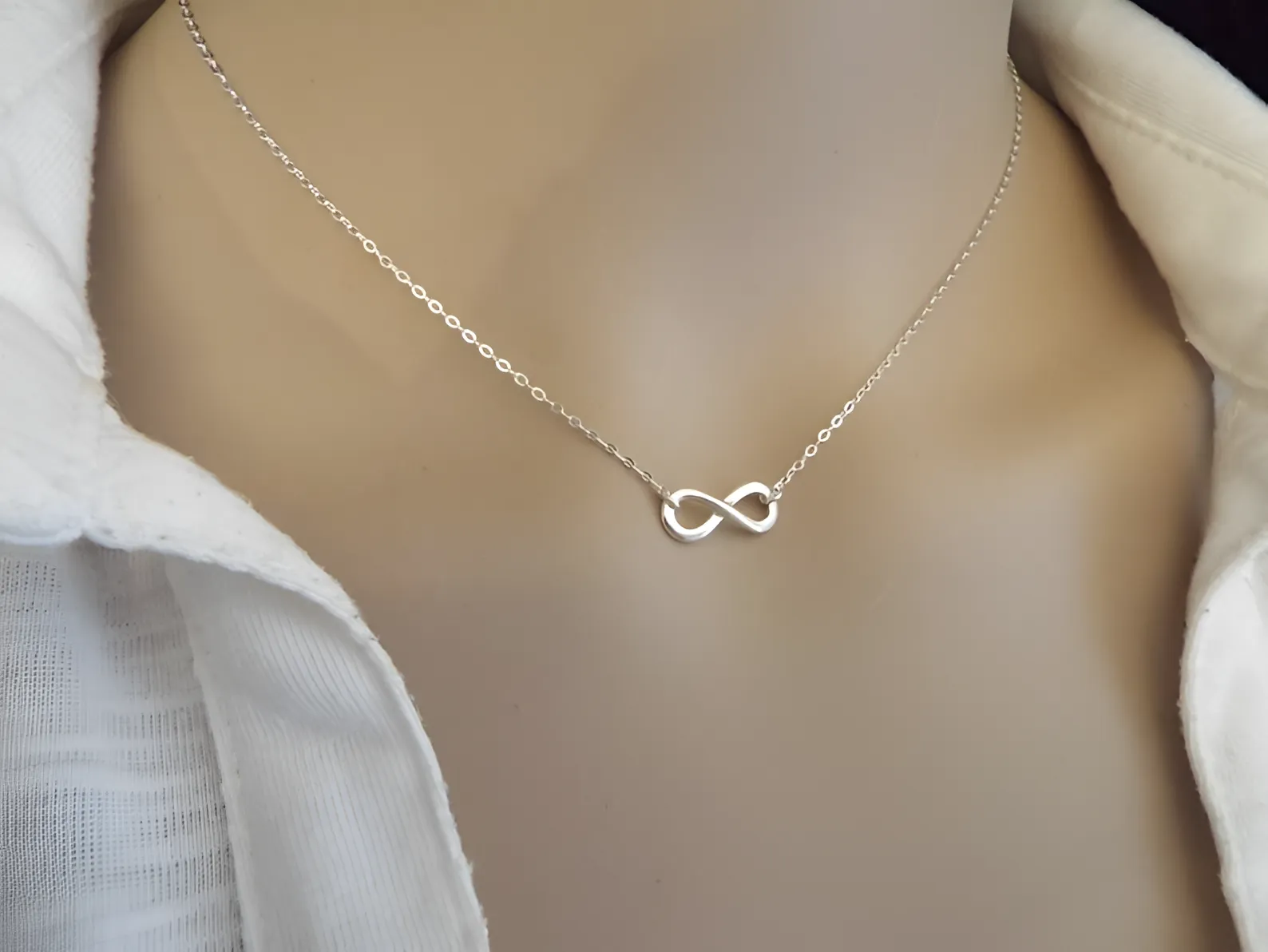 Infinity loop Pendant - Image 4