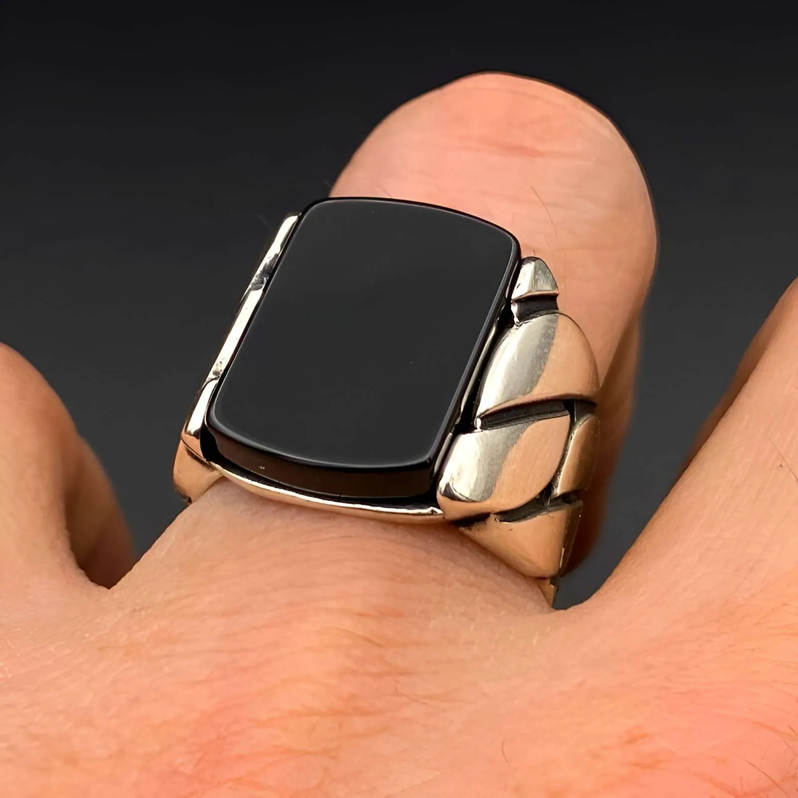 Square Curb Chain Ring - Image 2