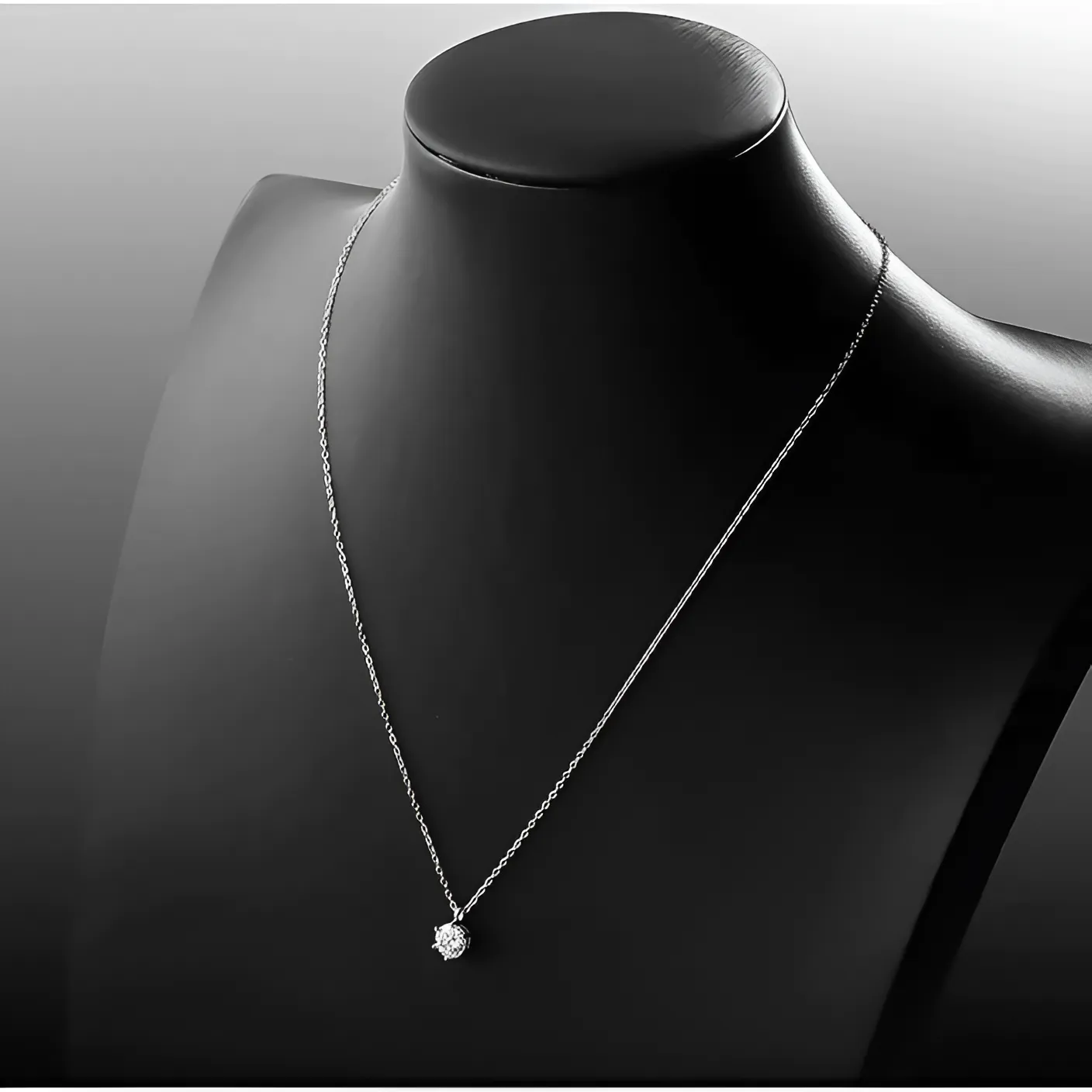 SOLITARE MoIssanite necklace - Image 4